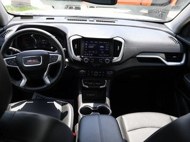 2024 GMC Terrain SLT - Photo 18