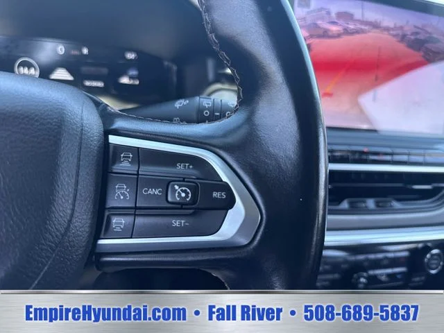 Used 2022 Gray Jeep Limited image 29