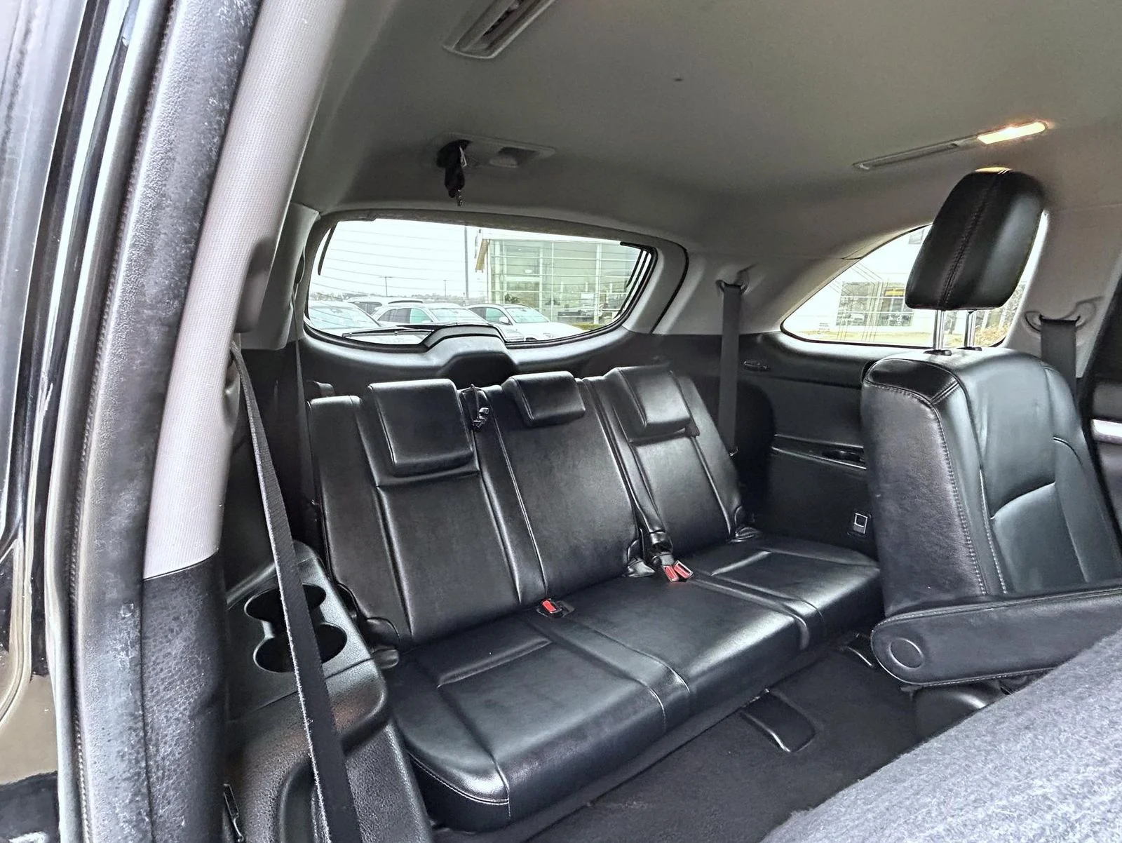 Used 2019 Black Toyota XLE image 19