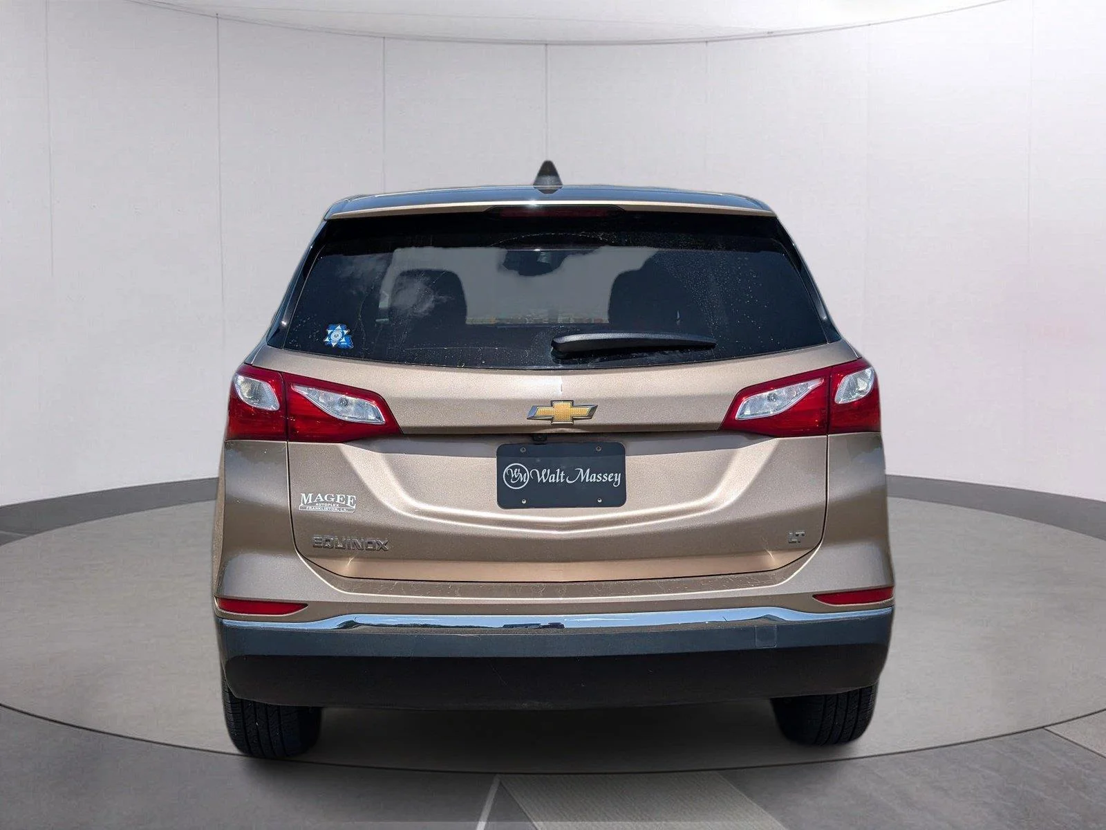 Used 2019 SANDY RIDGE METALLIC Chevrolet LT image 4