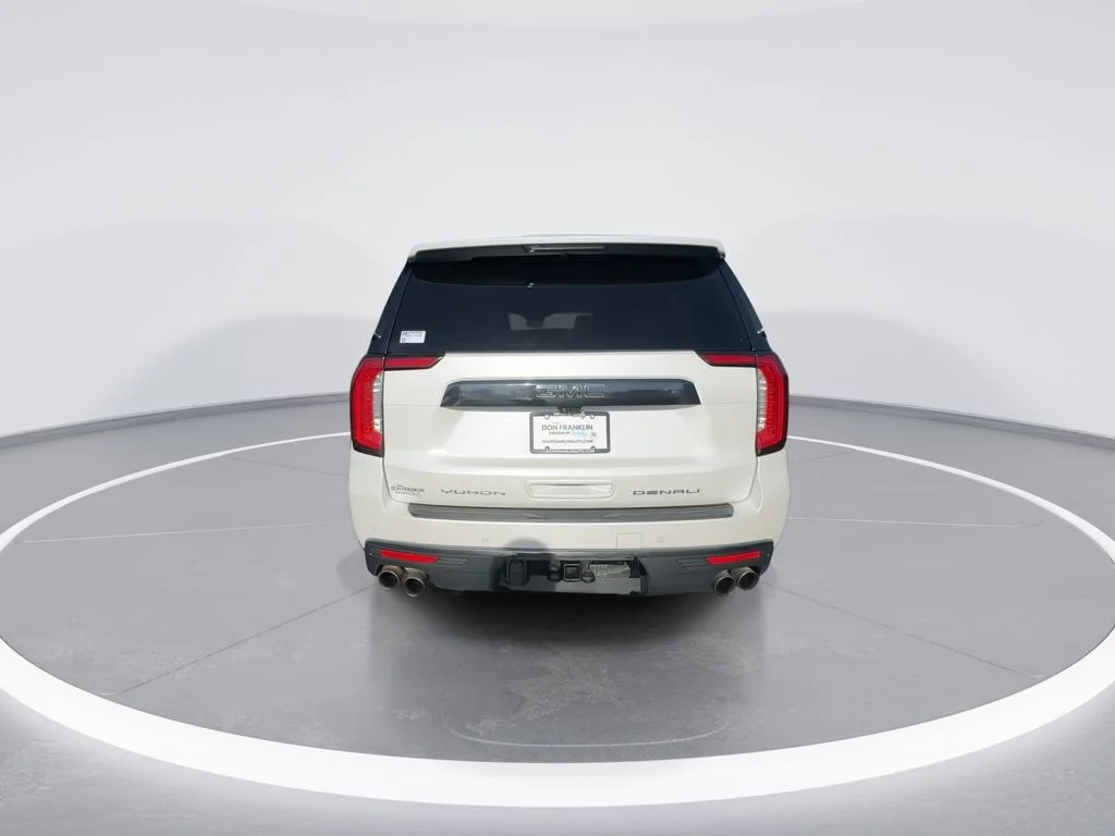 Used 2023 White GMC Denali Ultimate image 7