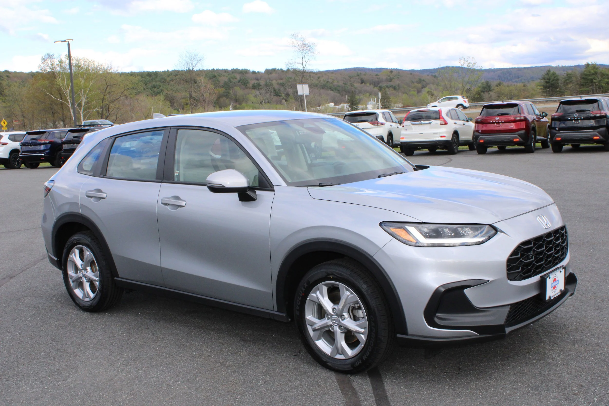 Used 2024 Silver Honda LX image 2