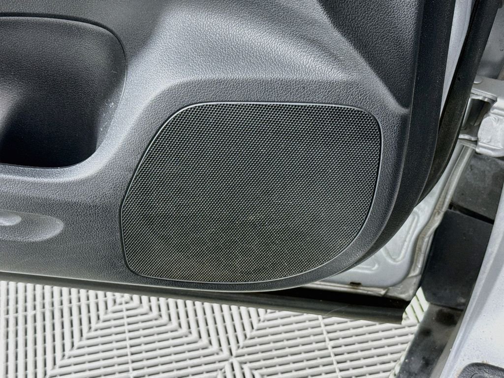 Used 2015  Honda LX image 19