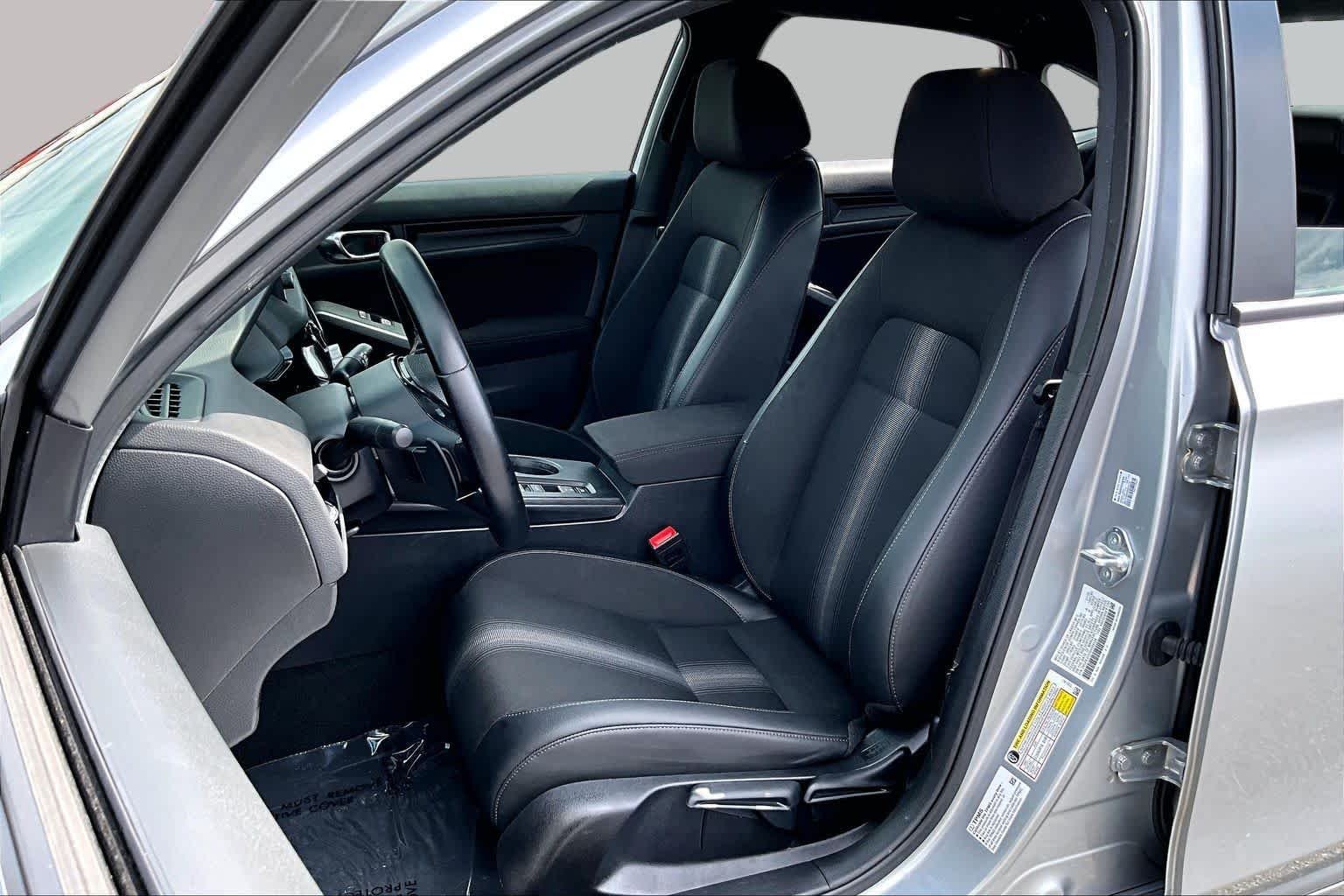 Used 2025 Solar Silver Metallic Honda Sport image 8
