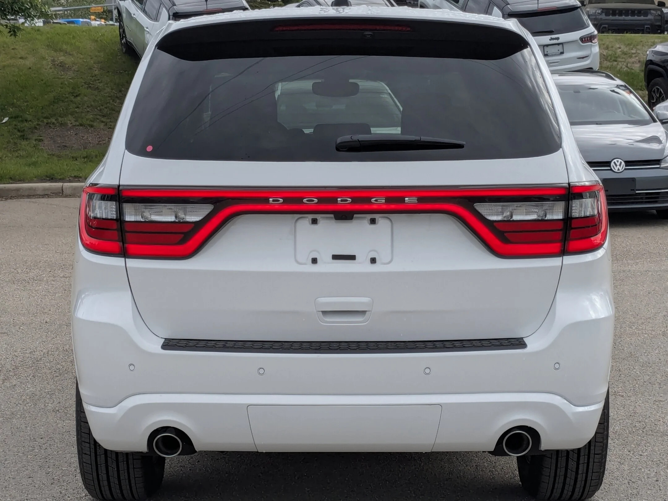 New 2026 White Dodge SXT - - 18 Alum Wheels - Michelin All-Season Tires - Remote Start - Heated Steering Wheel & More! image 7