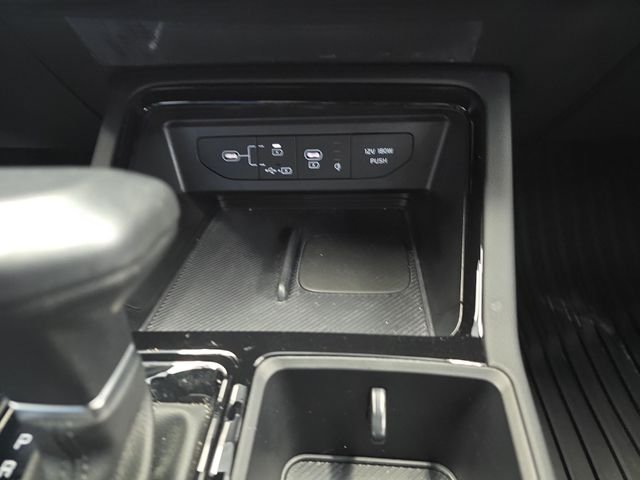 Used 2025 Gray Kia GT-Line image 21