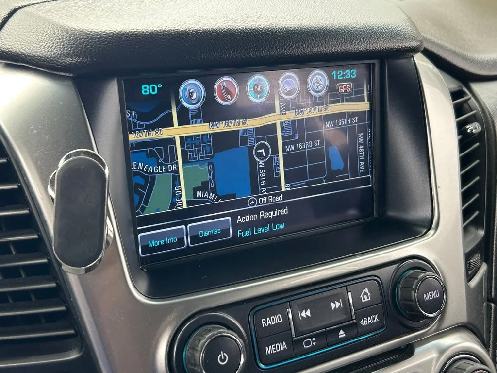 Used 2020 Shadow Gray Metallic Chevrolet LT image 28