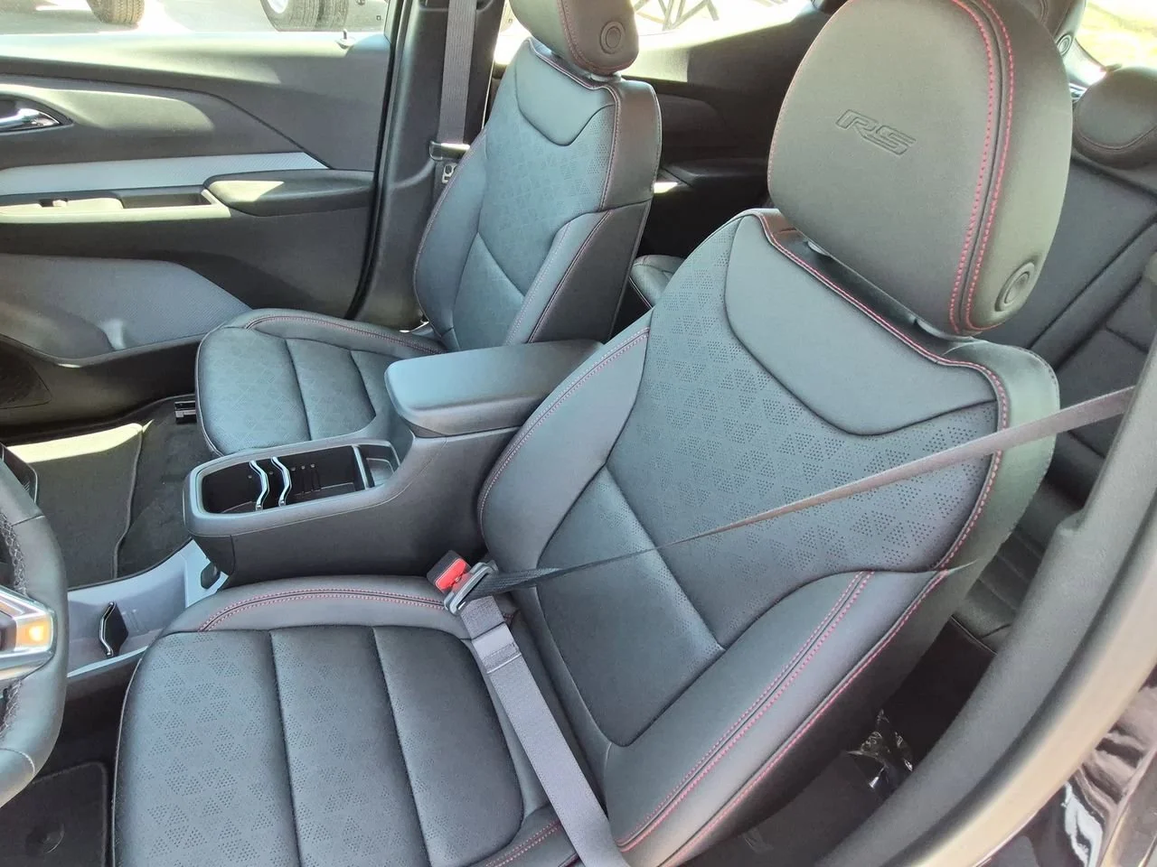New 2027 Mosaic Black Metallic Chevrolet RS image 19