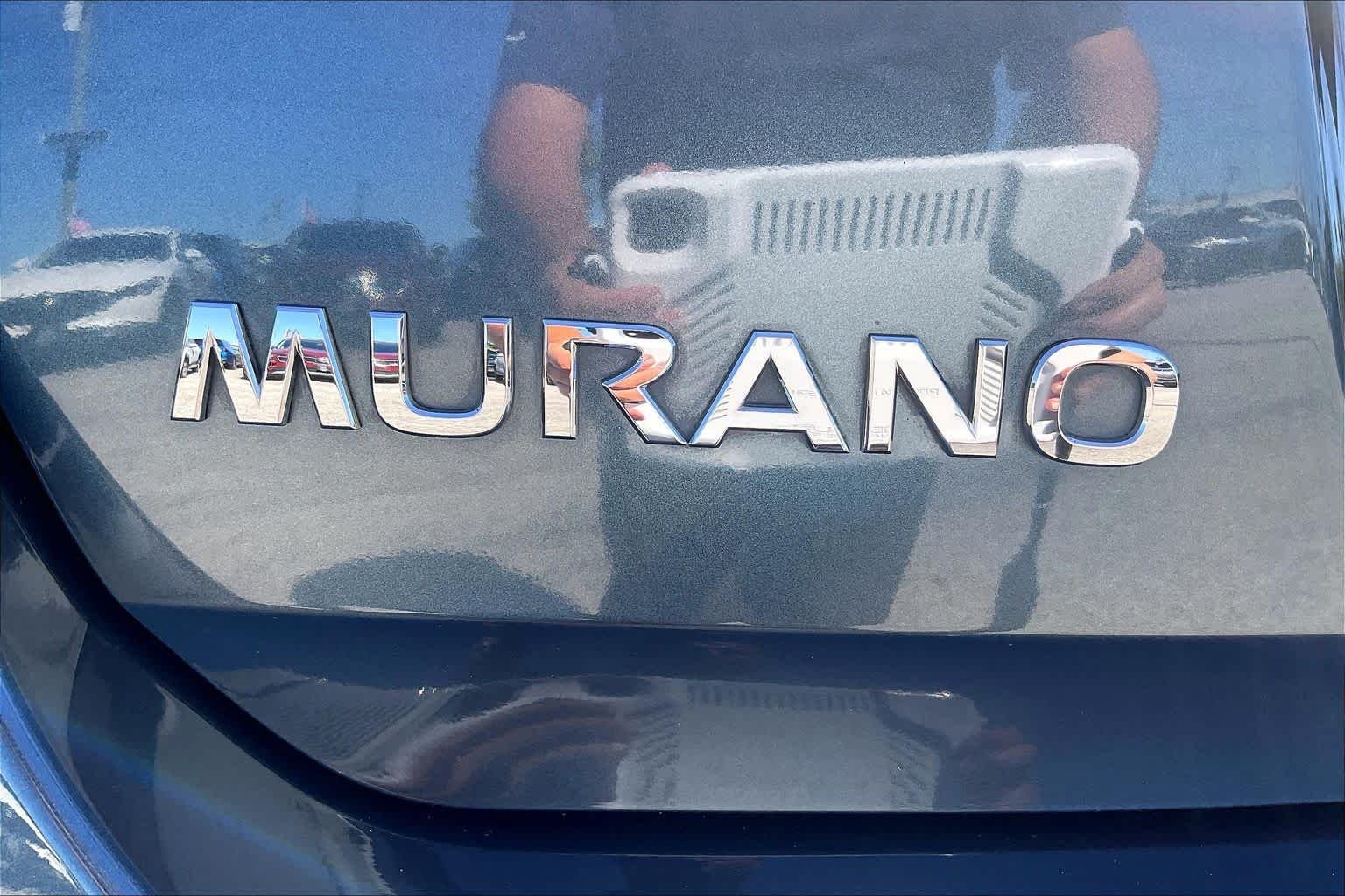 Used 2014 Graphite Blue Metallic Nissan SV image 10