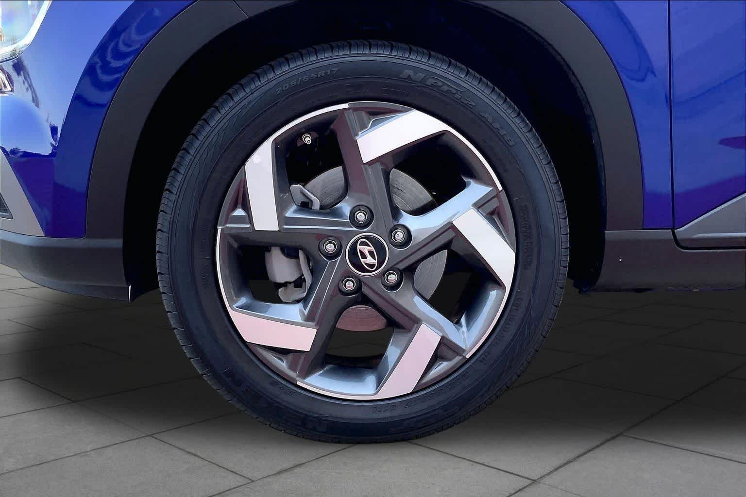 Used 2025 Intense Blue Hyundai SEL image 10