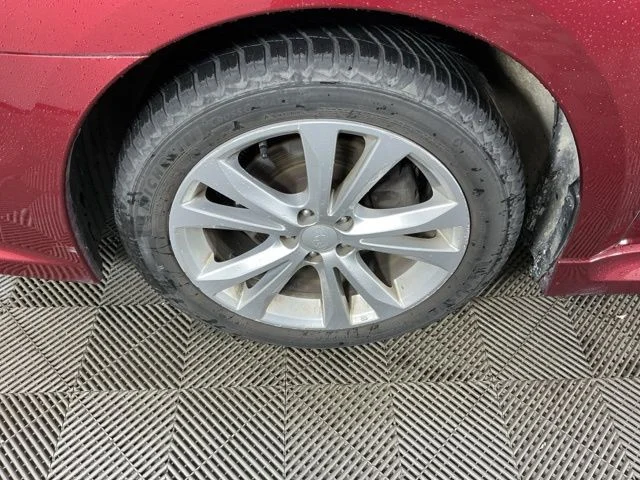 Used 2013 Red Subaru 2.5i image 9