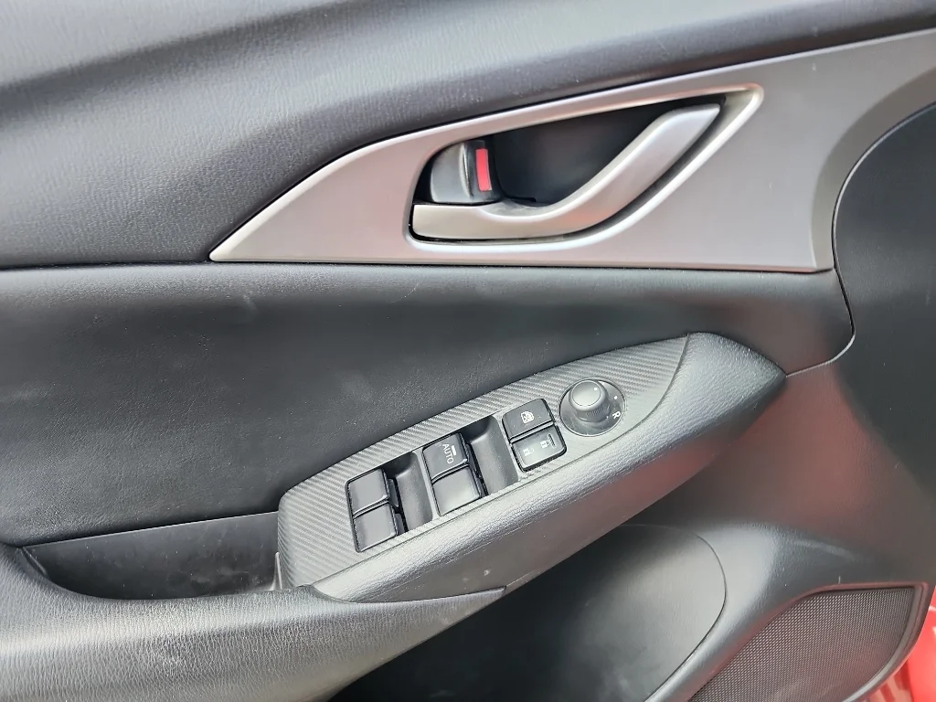 Used 2019 Soul Red Crystal Metallic Mazda Sport image 16