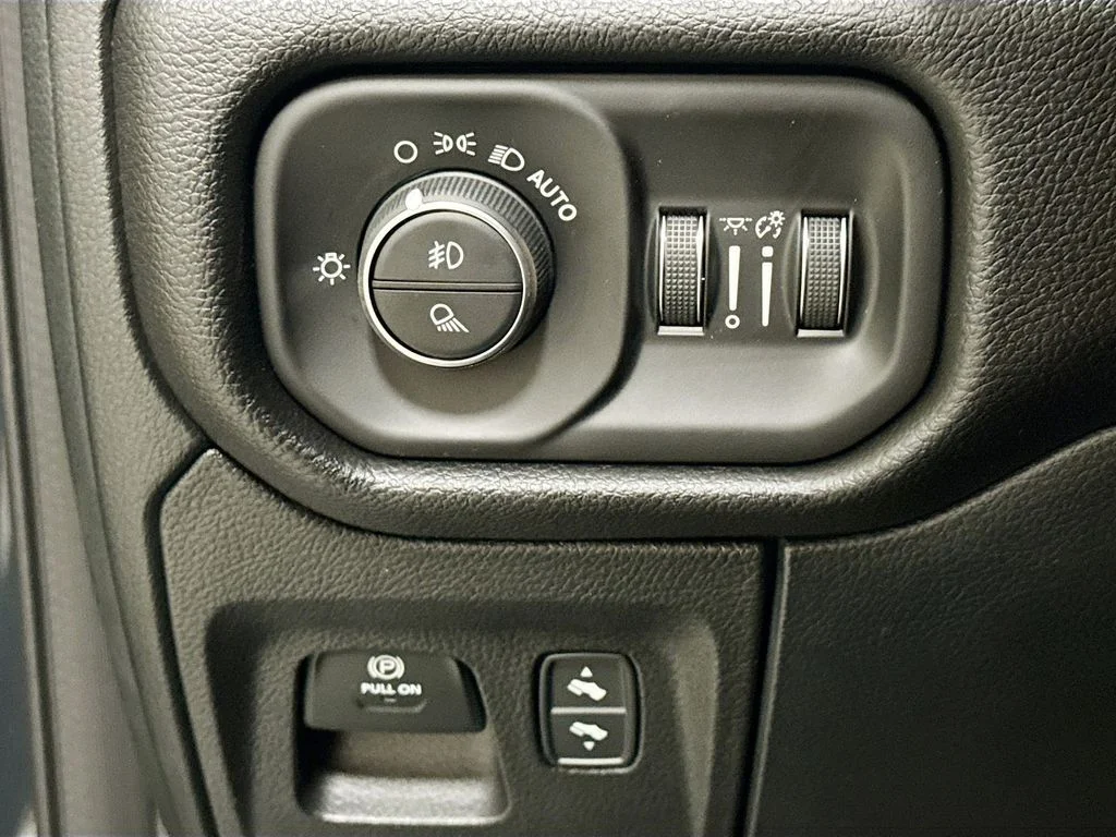 2026 RAM 1500 Laramie - Photo 40