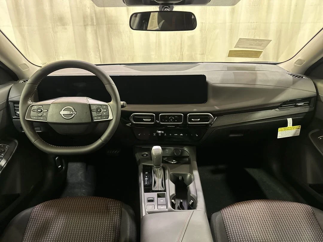 2026 Nissan Sentra SR - Photo 12