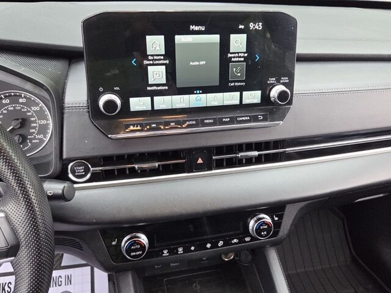 Used 2024 White Diamond / Black Mitsubishi SE Ralliart image 15