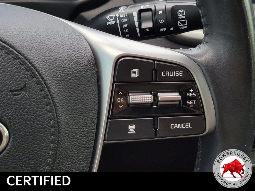 Used 2019 White Kia EX image 30