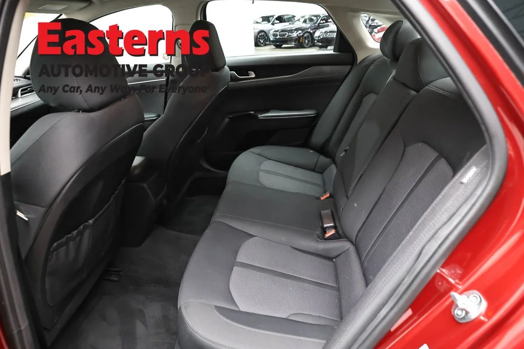 Used 2023 Red Kia LXS image 20
