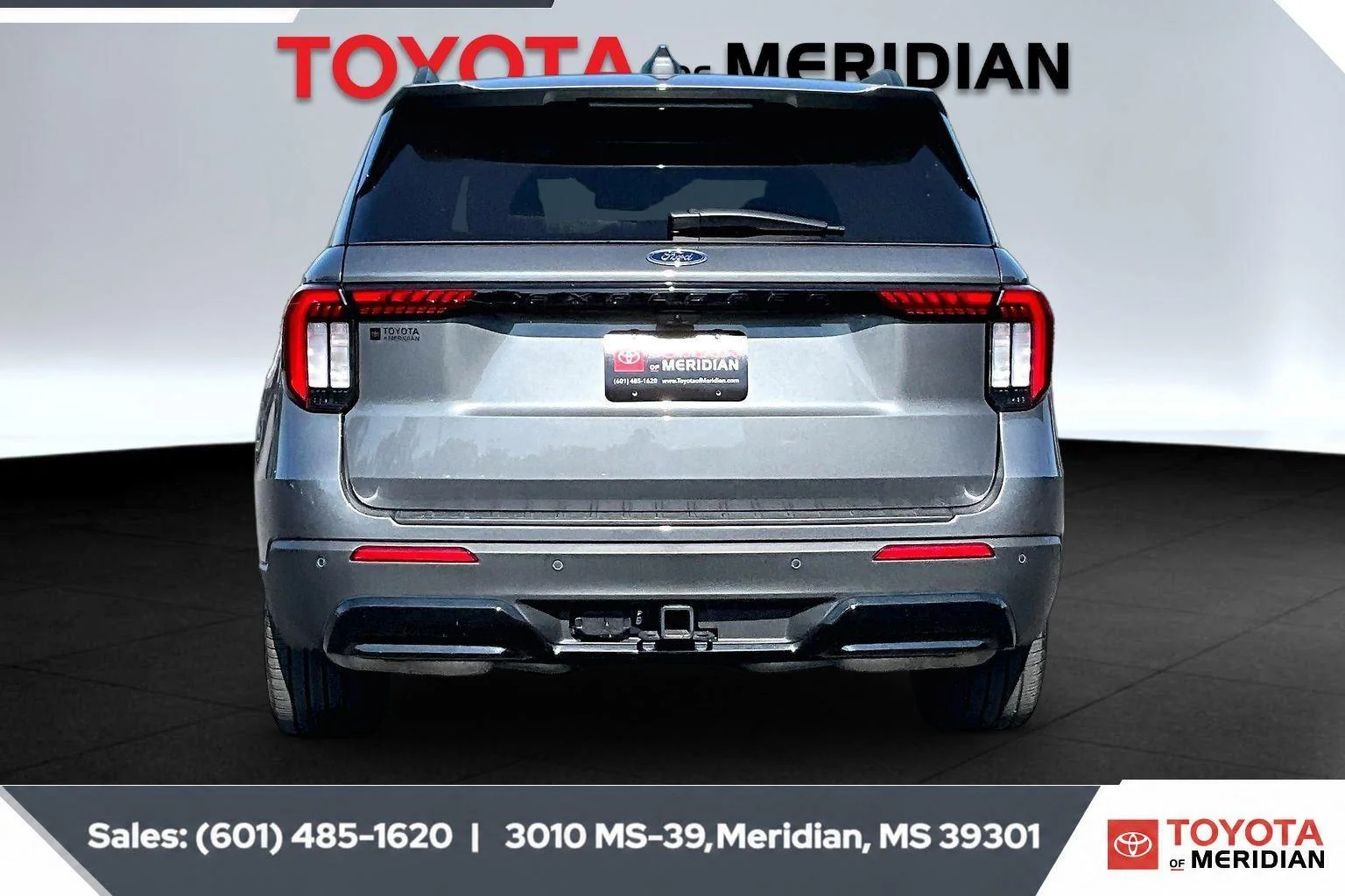 Used 2026 Carbonized Gray Ford ST-Line image 4