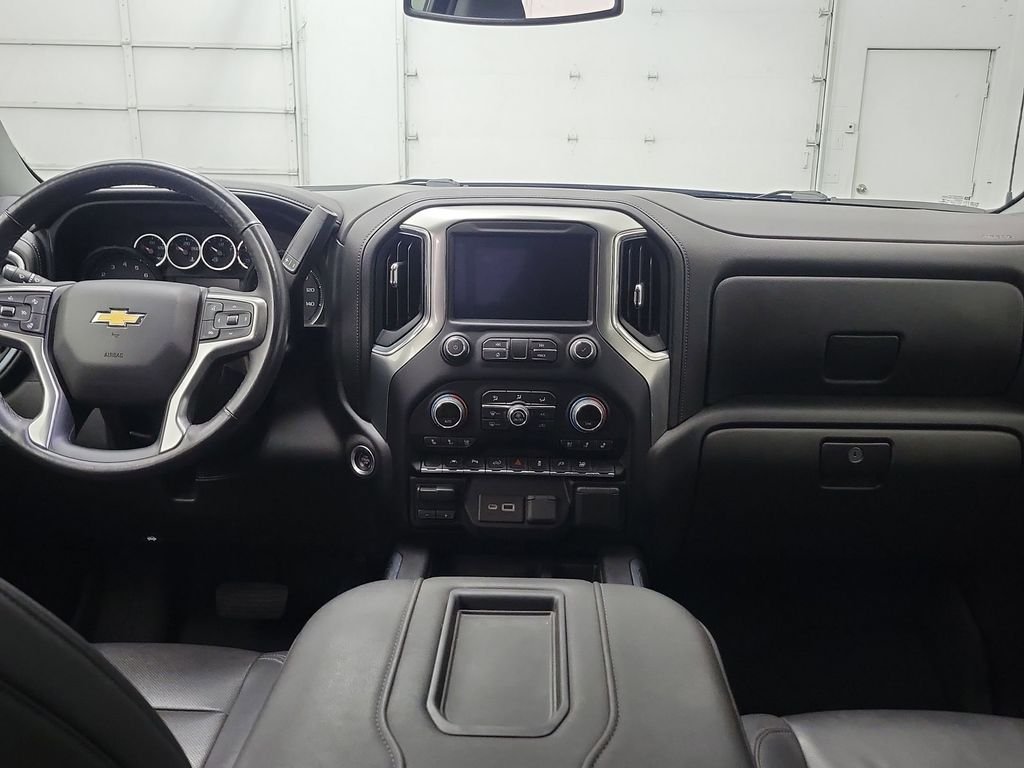 2022 Chevrolet Silverado 1500 LTZ photo 4