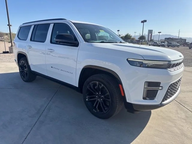 New 2026 White Jeep Summit Obsidian image 7