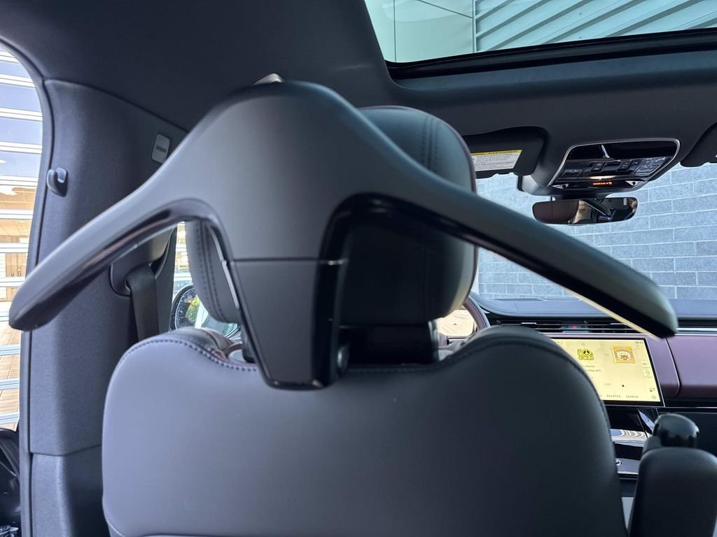 New 2026 Carpathian Grey Land Rover Dynamic SE image 16