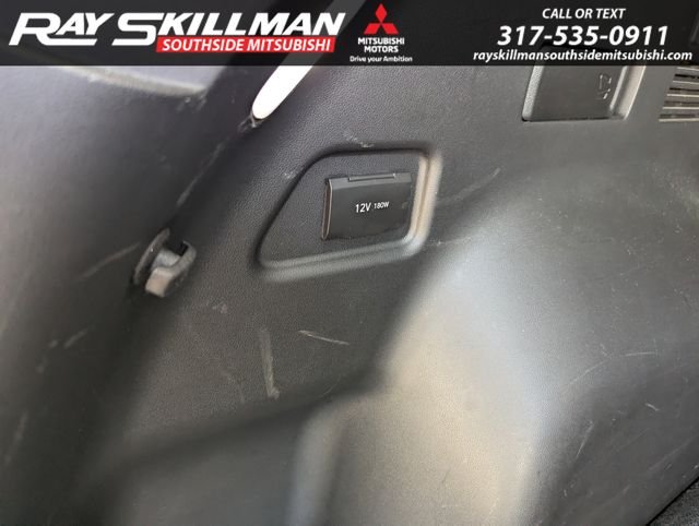 Used 2025 Red Hyundai SEL image 10