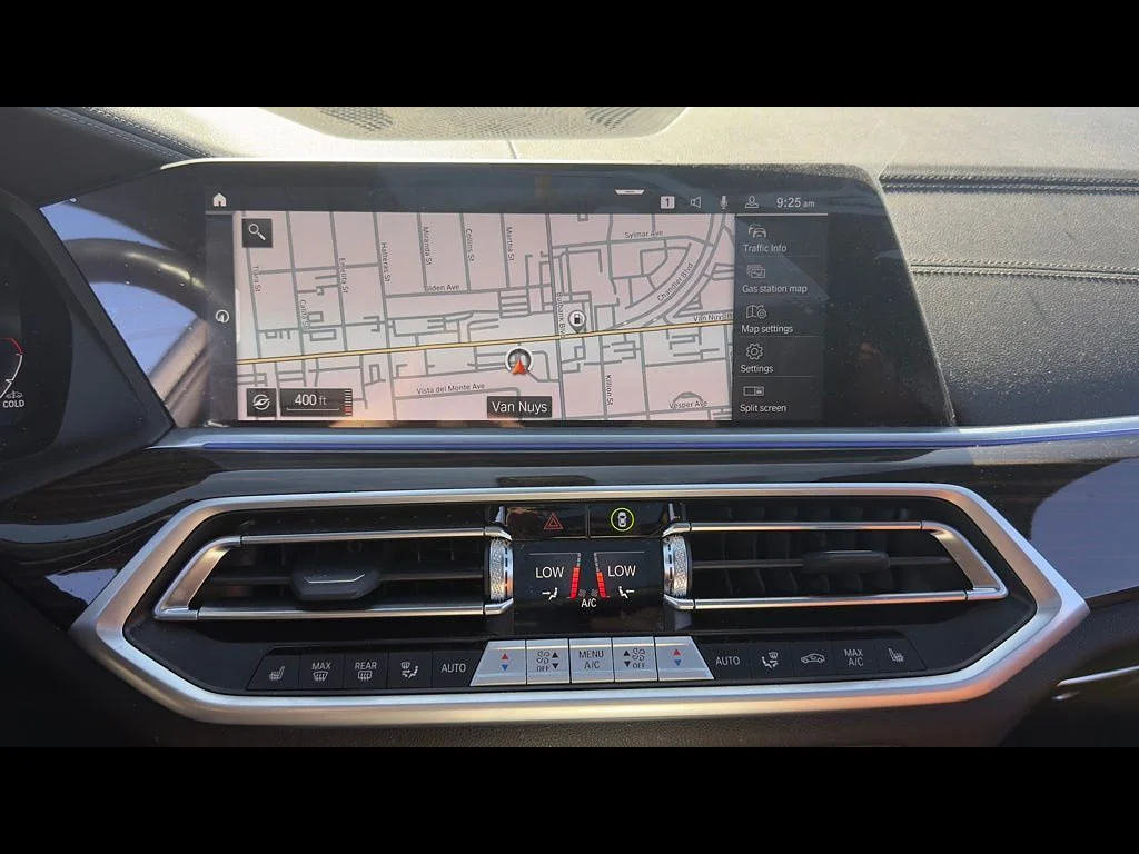 Used 2023 Manhattan Green Metallic BMW xDrive40i image 11