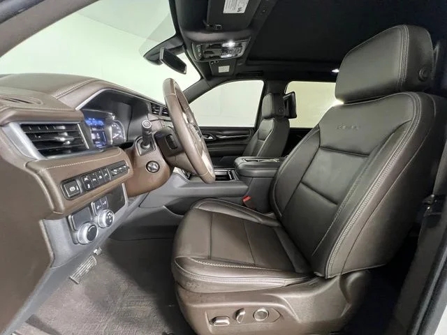 Used 2021 White GMC Denali image 11