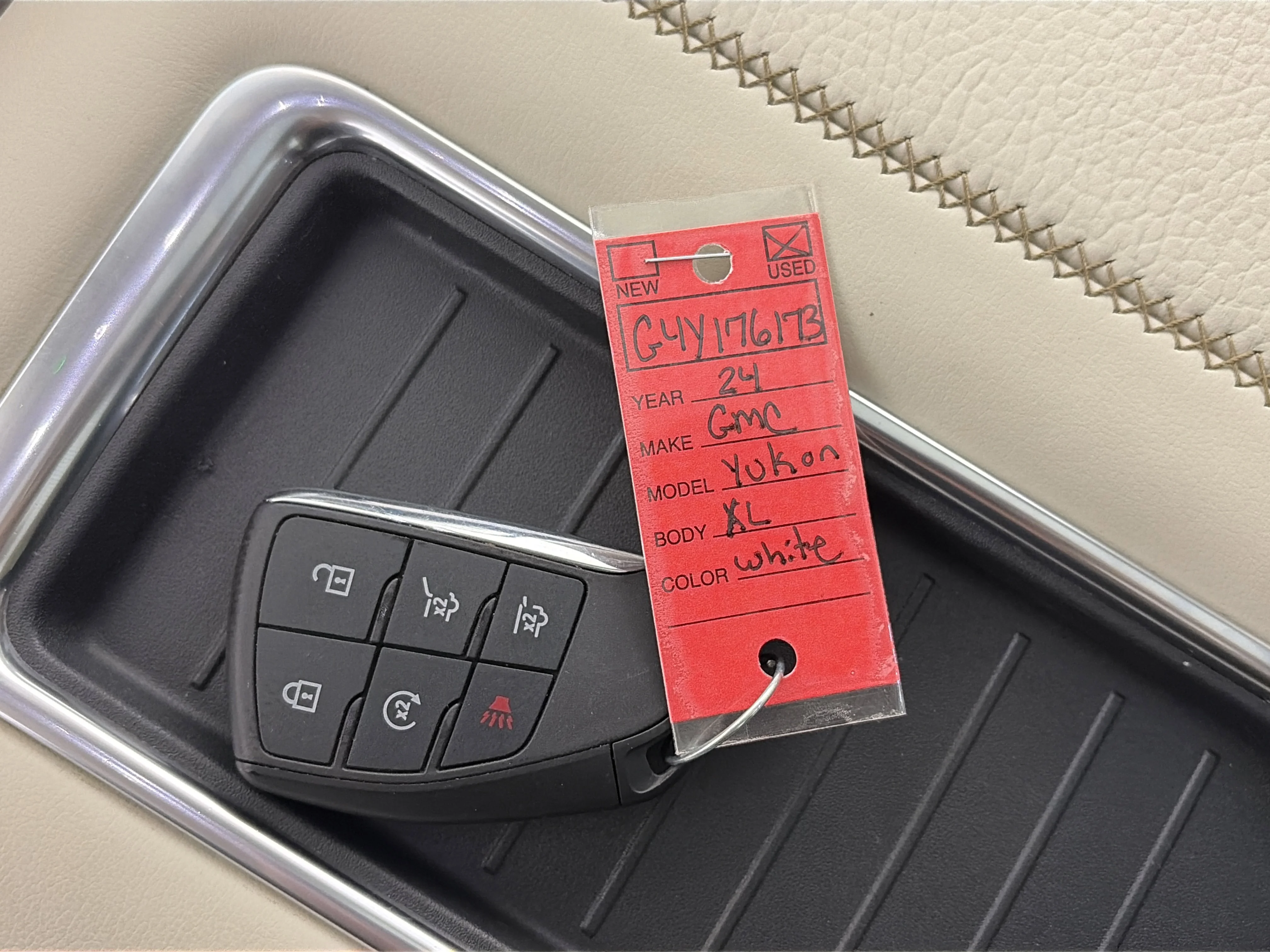 2024 GMC Yukon XL Denali - Photo 39