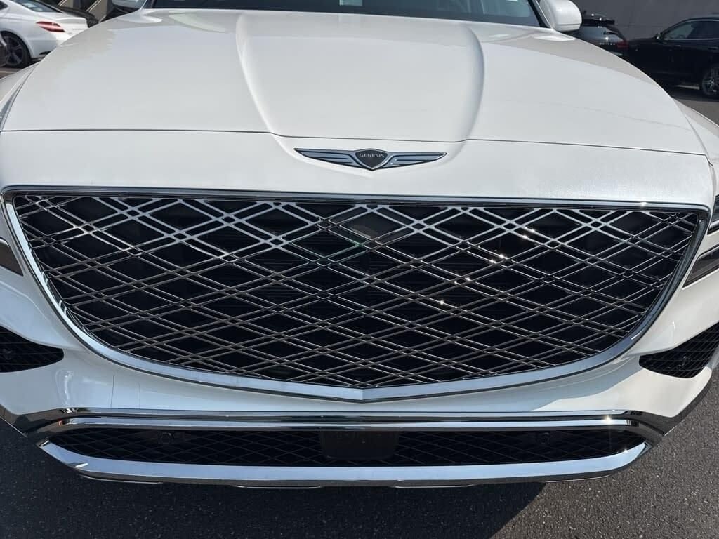 New 2026 White Genesis 2.5T image 10