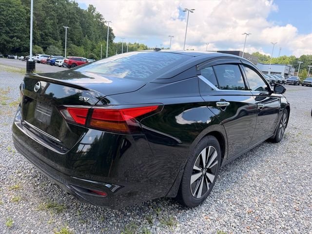Used 2019 Black Nissan 2.5 SV image 16