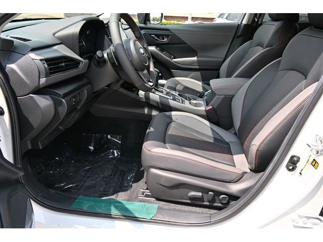 New 2026 CRYSTAL WHITE PEARL Subaru Limited image 19