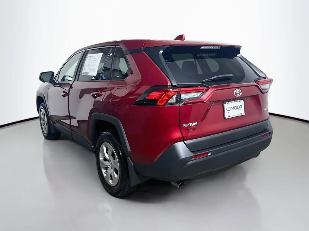 Used 2025 Ruby Flare Pearl Toyota LE image 5