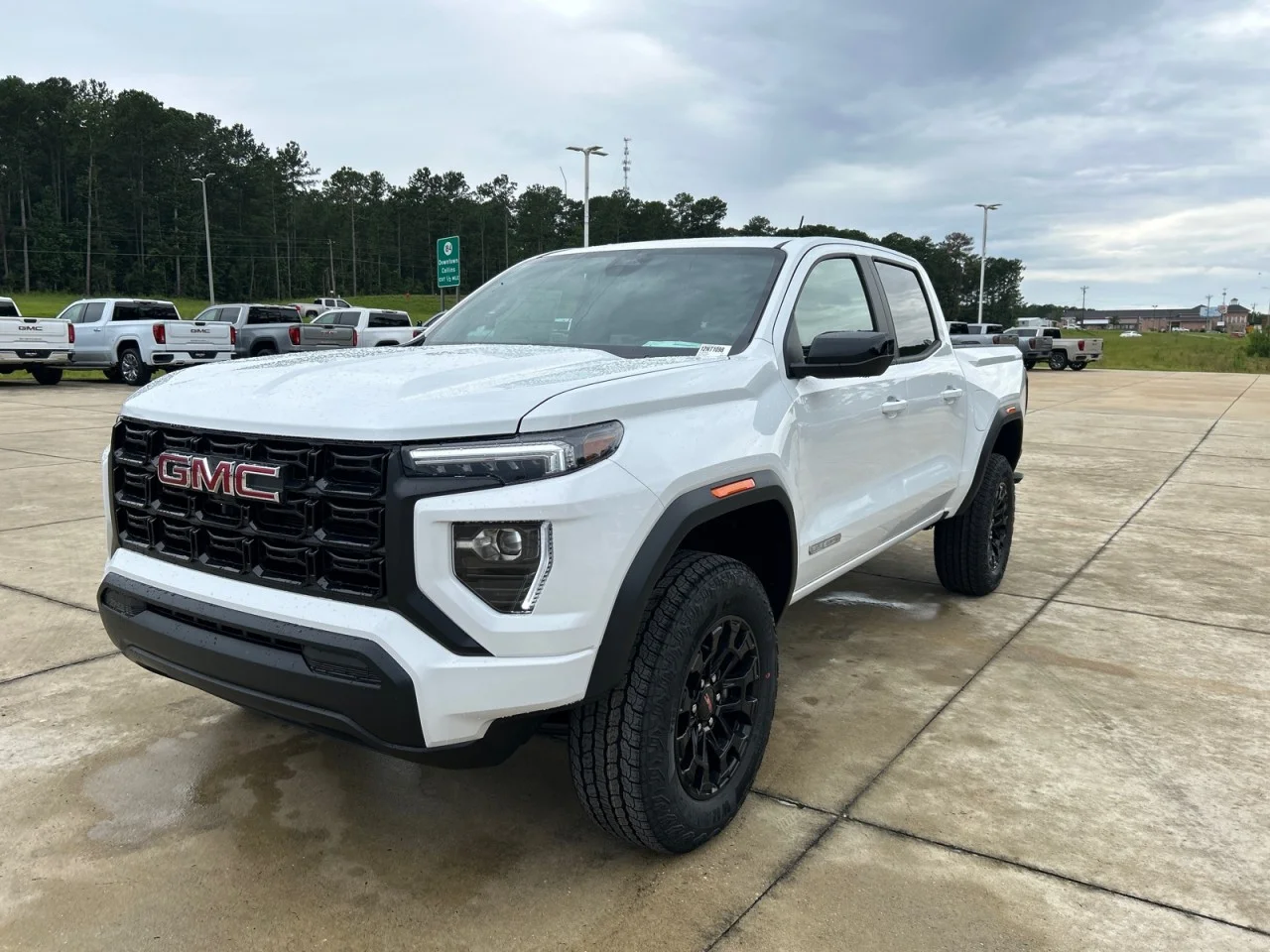 New 2026 Summit White GMC Elevation image 1