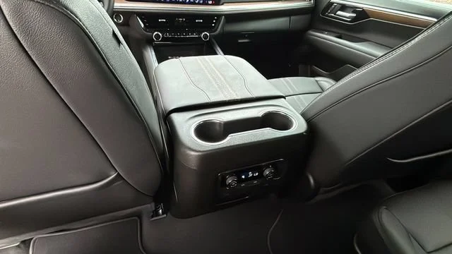 Used 2025 Black Chevrolet High Country image 21