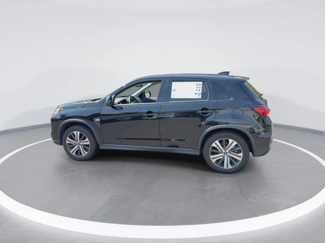 Used 2025 Black Mitsubishi  image 6