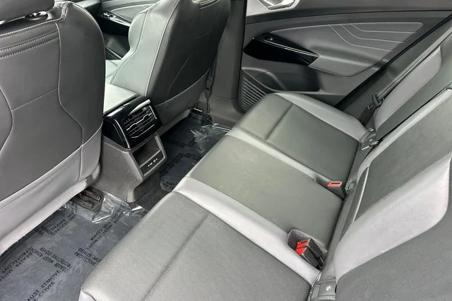 Used 2023 Gray Volkswagen Pro S image 13
