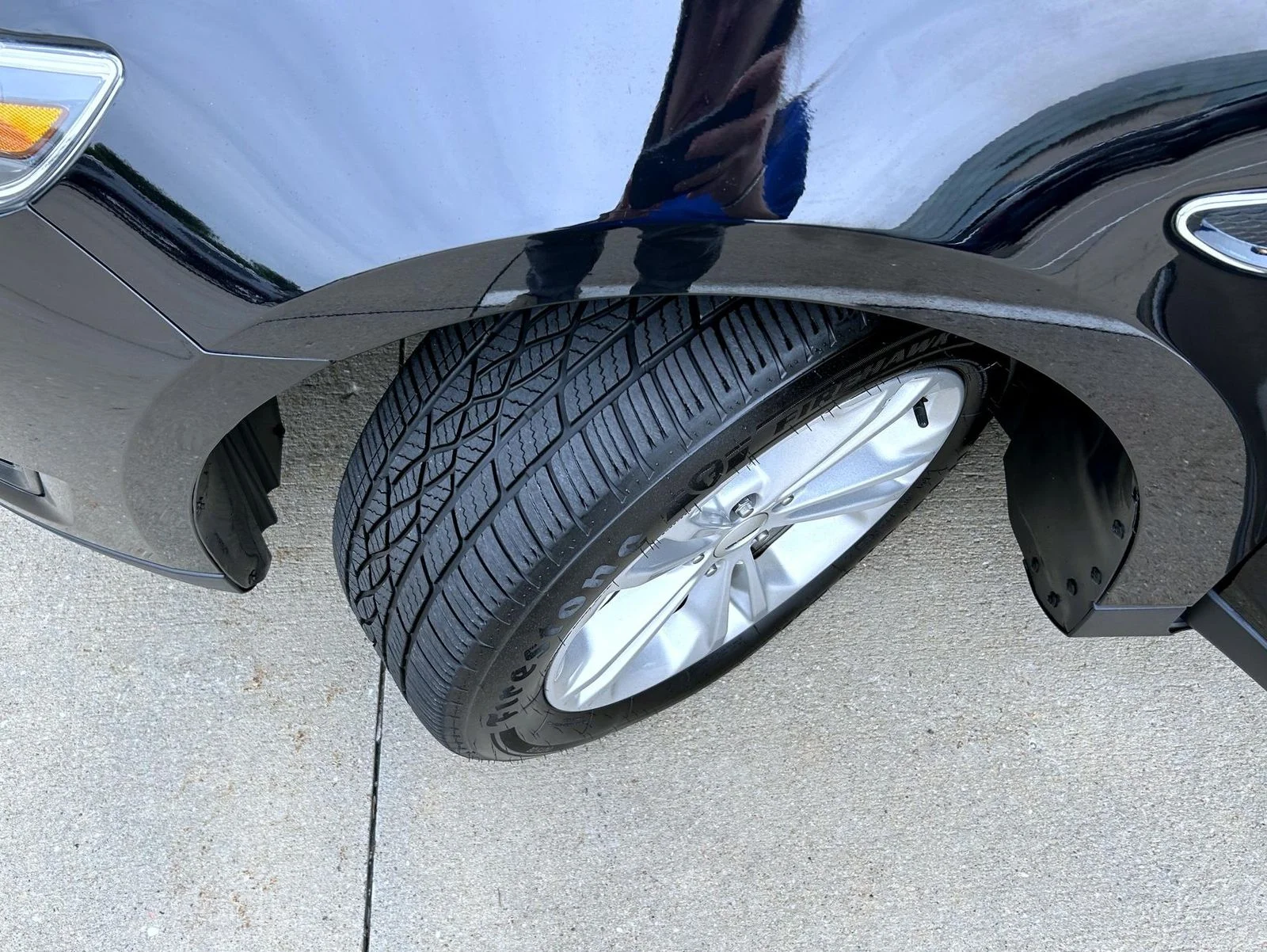 Used 2016 Black Ford SEL image 22