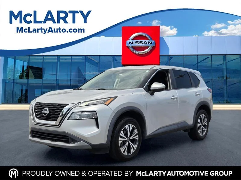 Used 2022 Brilliant Silver Metallic NISSAN AWD SV image 1