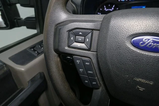 Used 2022 Black Ford XL image 24