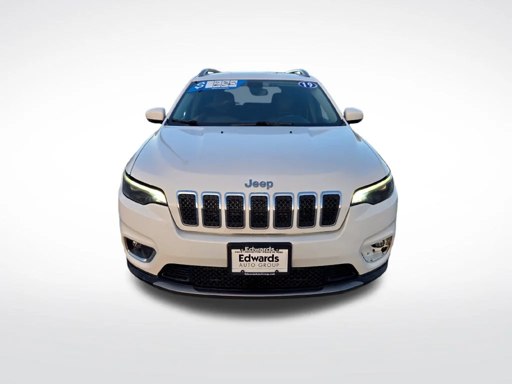 Used 2019 White Jeep Limited image 8