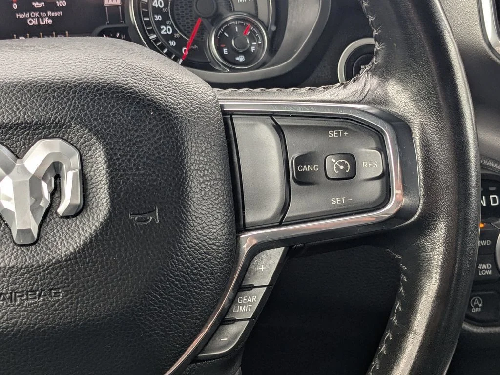 Used 2024 Silver Ram Laramie image 25