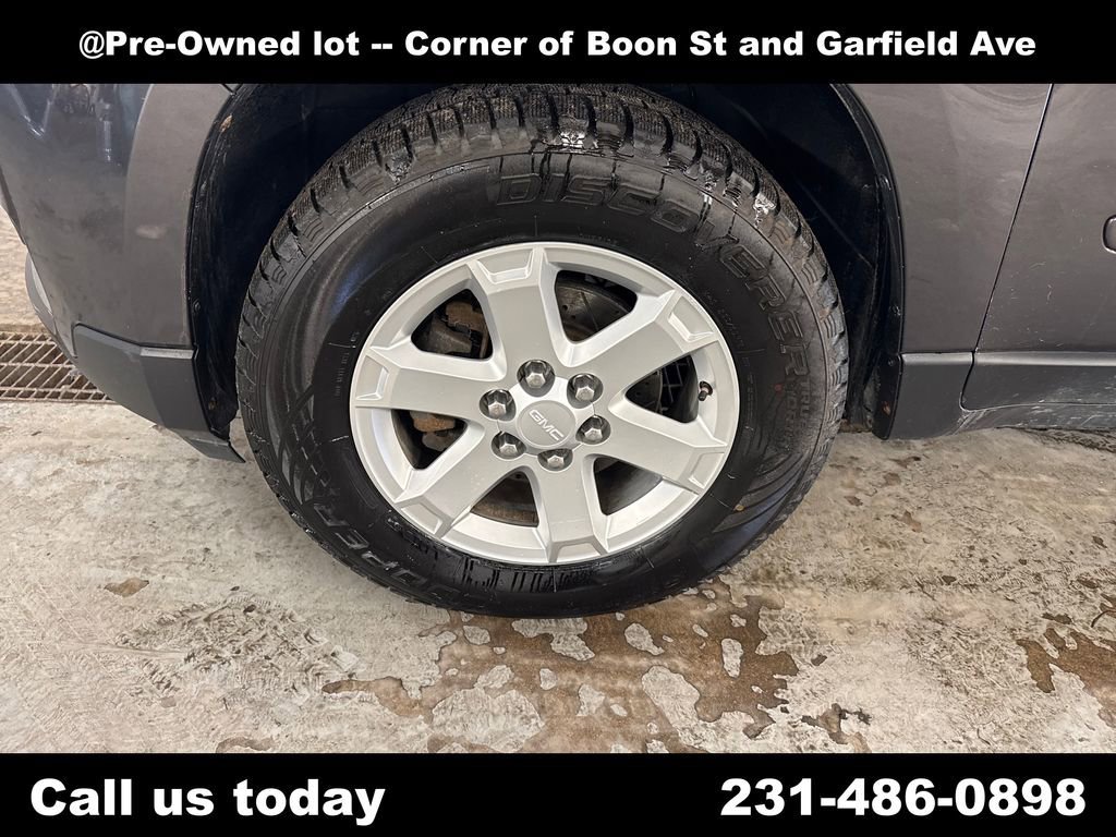 Used 2015 IRIDIUM METALLIC GMC SLE image 11