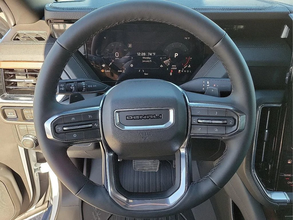 2026 GMC Yukon XL Denali - Photo 16