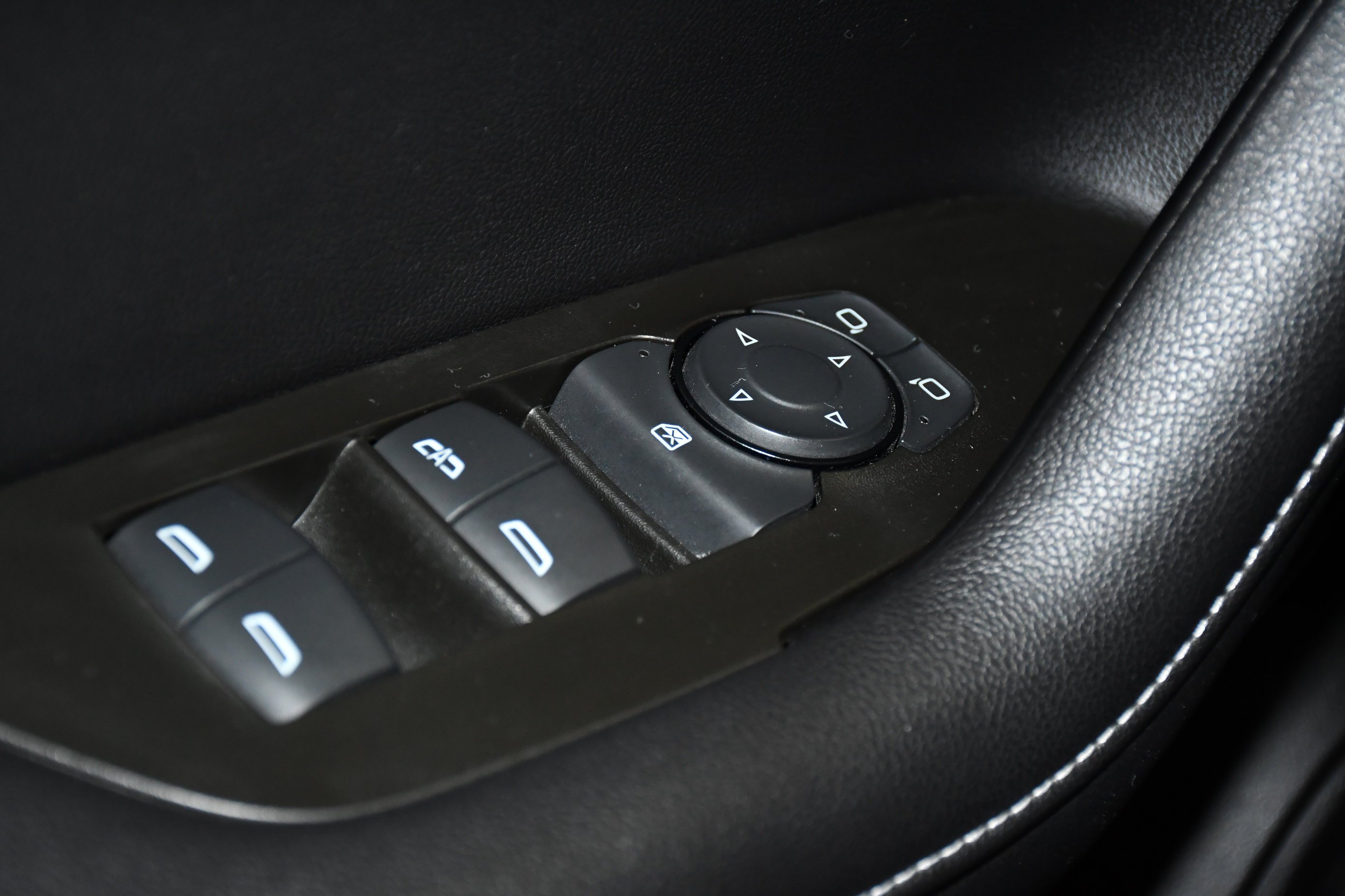 Used 2023 Black Chevrolet LT image 34