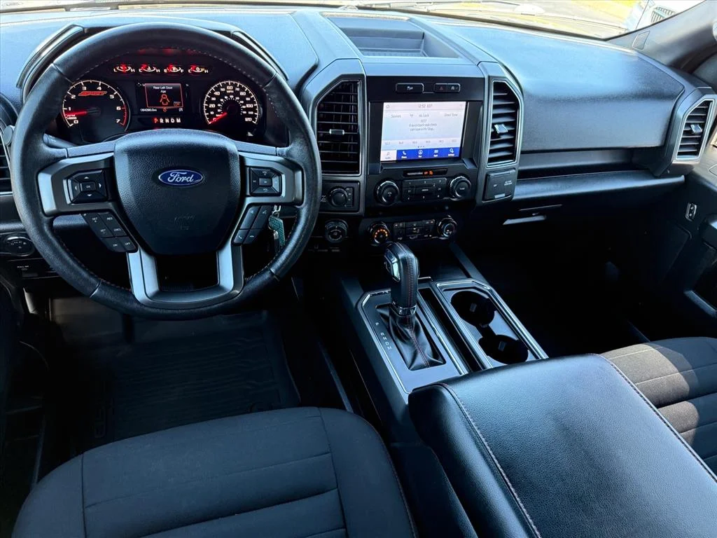 Used 2020  Ford XLT image 12