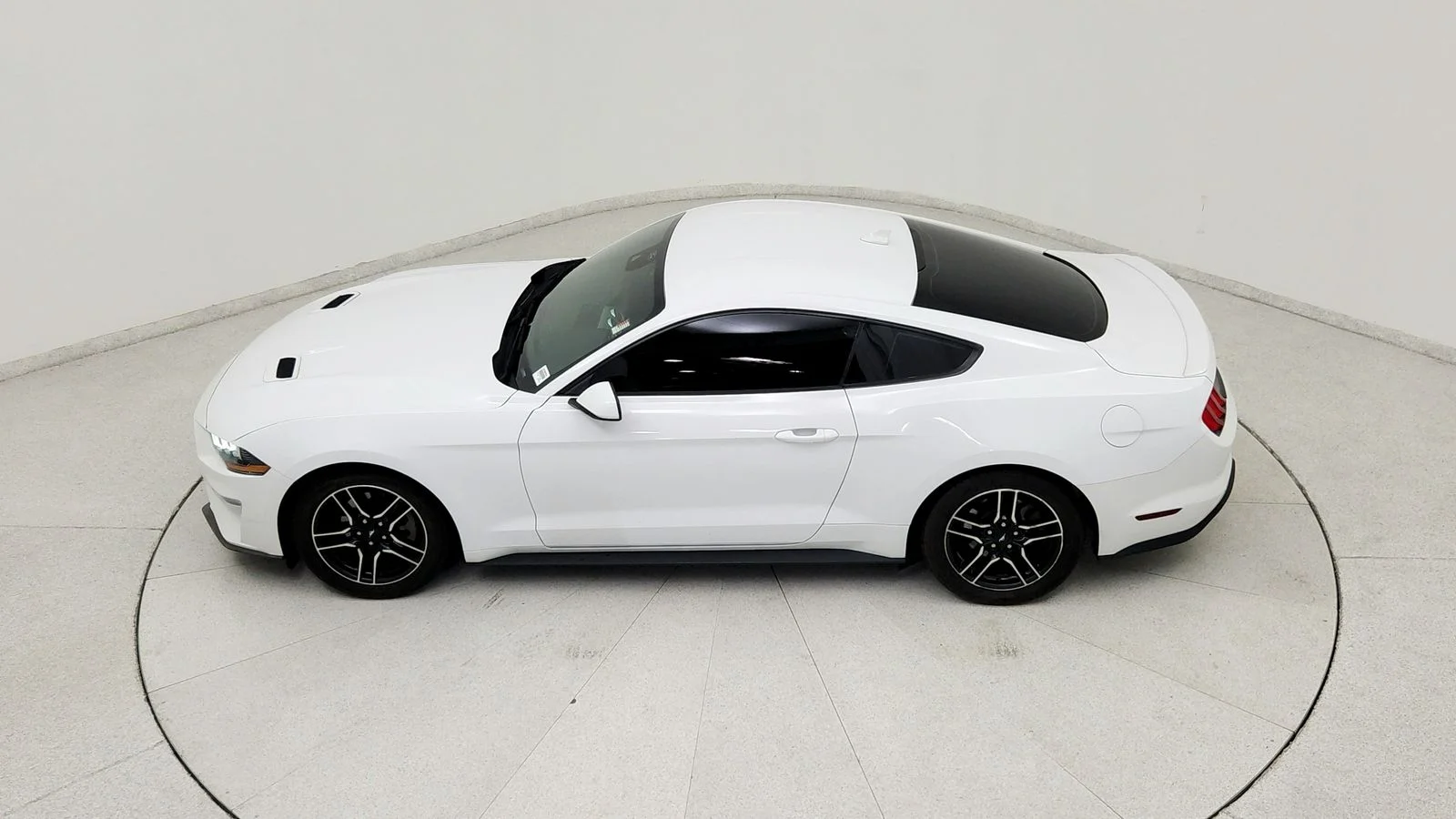 Used 2022 White Ford EcoBoost Premium image 17