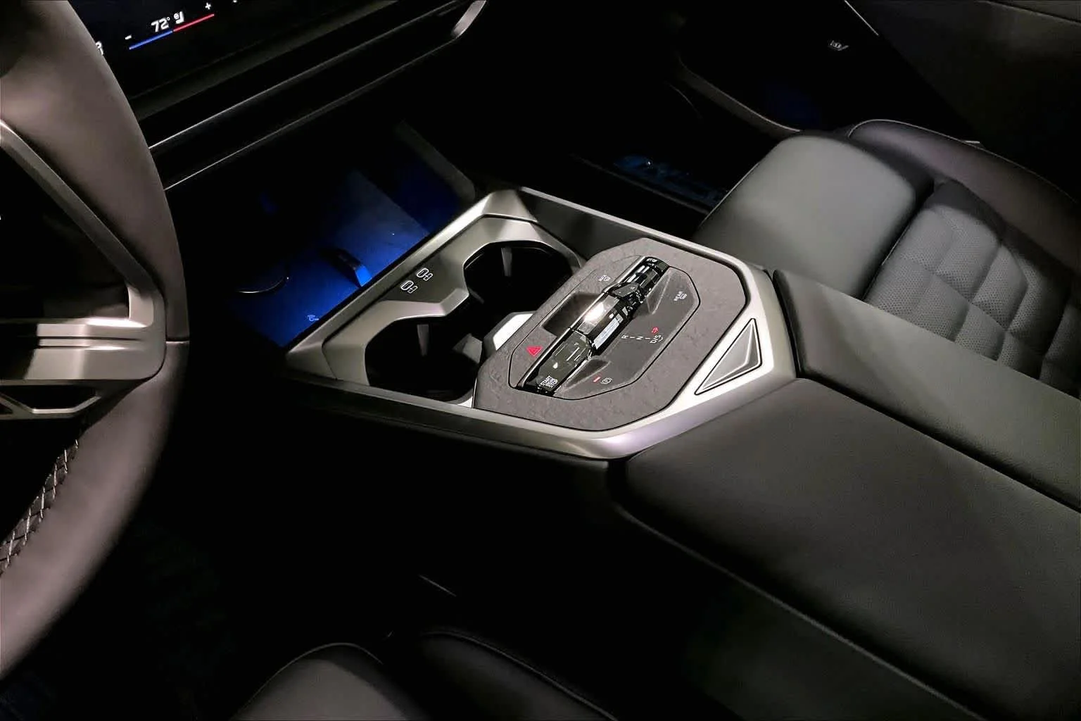 New 2027 Grey Pine Metallic BMW 40 xDrive image 10