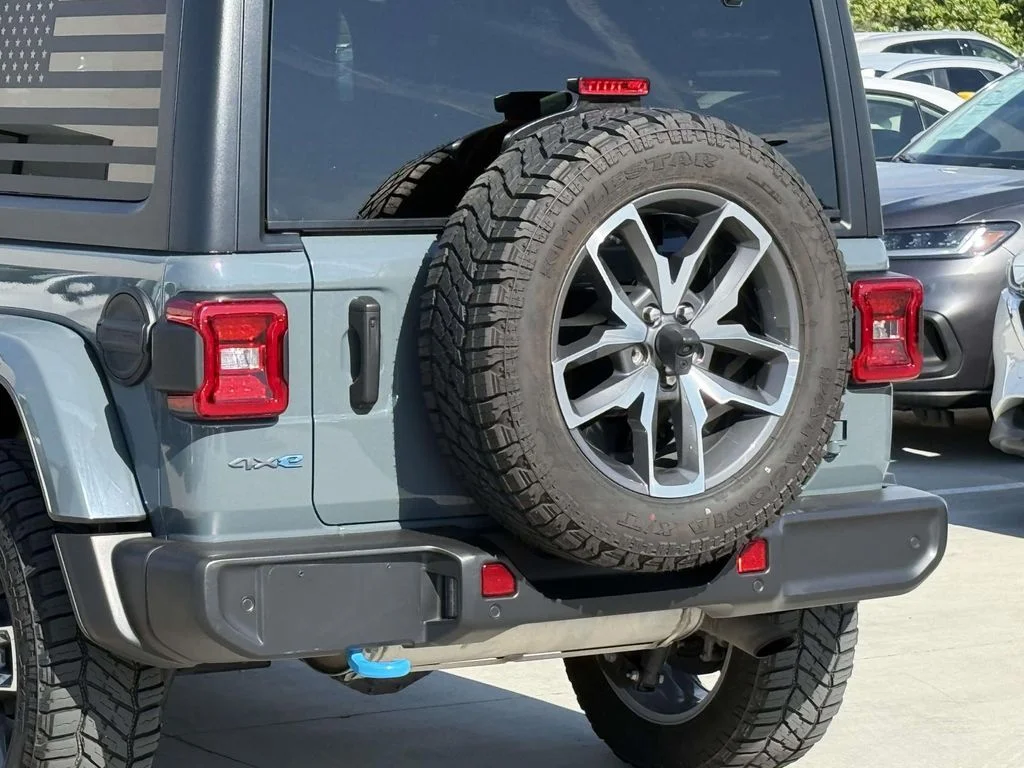 Used 2024 Gray Jeep Sport S 4xe image 10
