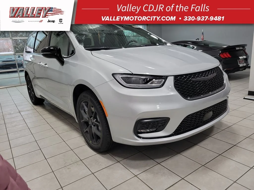 2026 Chrysler Pacifica